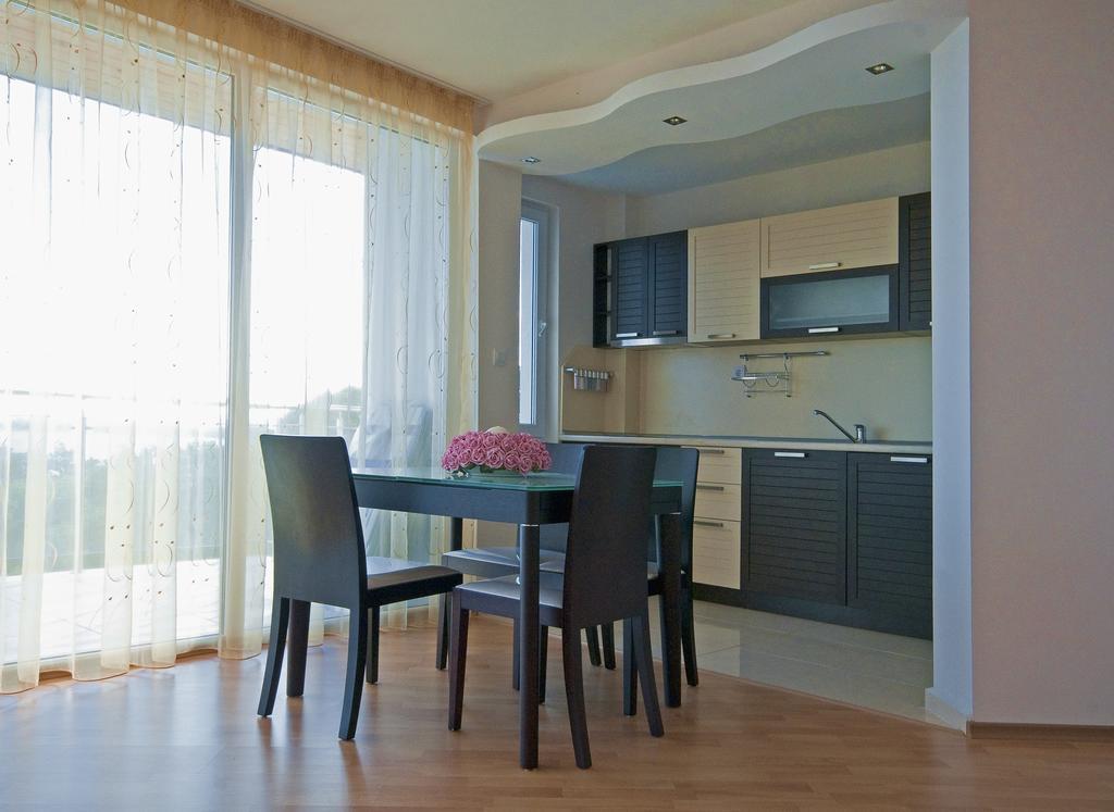 Nushev Hotel Szveti Vlasz Kültér fotó